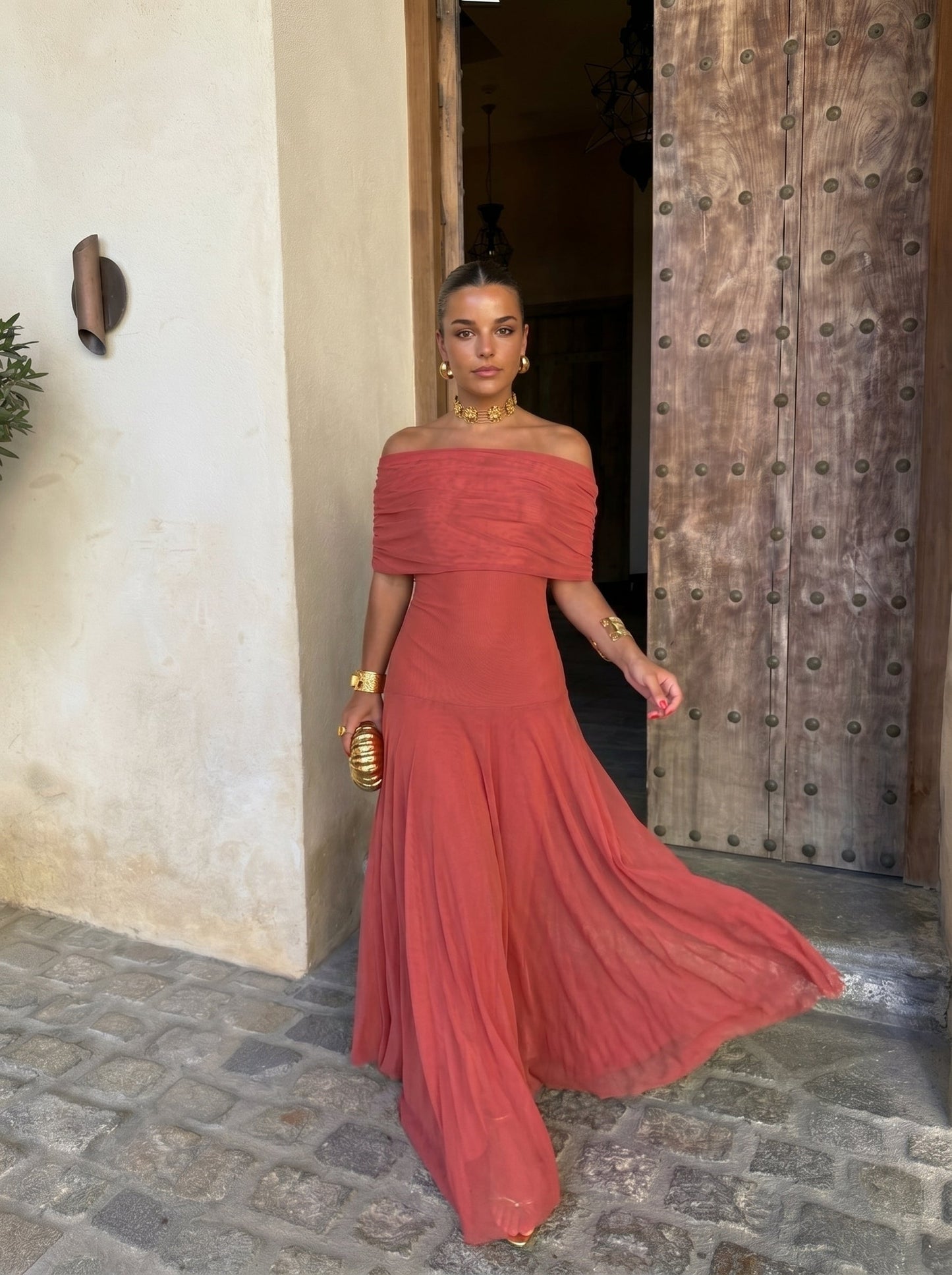 ALBA | Vestido Halter Elegante