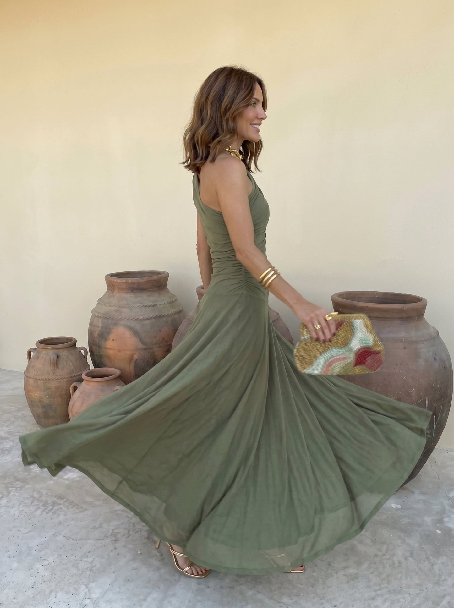 ALBA | Vestido Halter Elegante